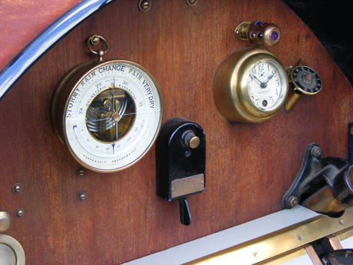 Picture of a 1911 Cadillac dashboard and guages