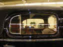 1935 cadillac side window