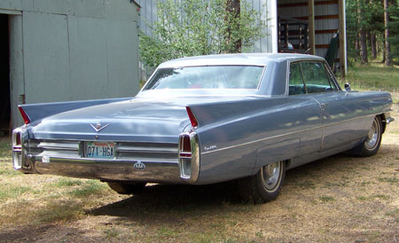 Picture of a 1963 Cadillac passenger side.