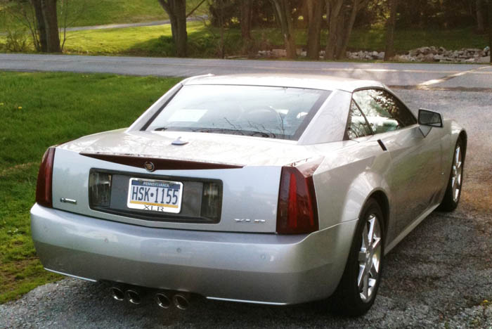 2005 cadillac xlr rear