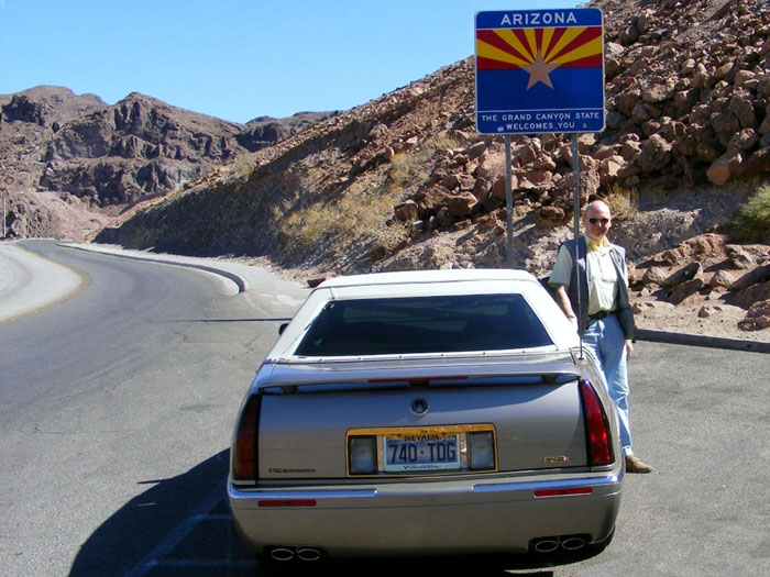 2001 cadillac at arizona welcome sign