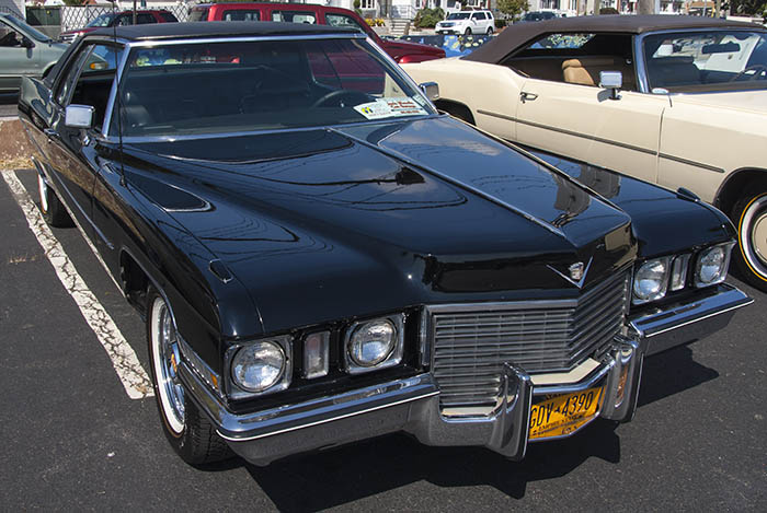 Front end of 1972 Cadillac