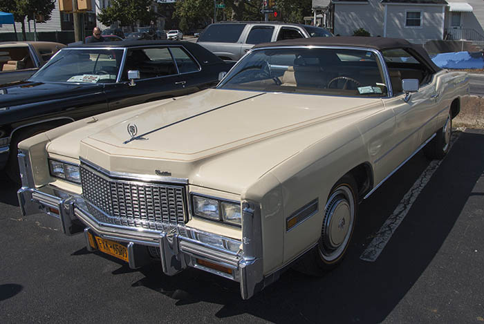 1976n Cadillac Eldoardo convertible